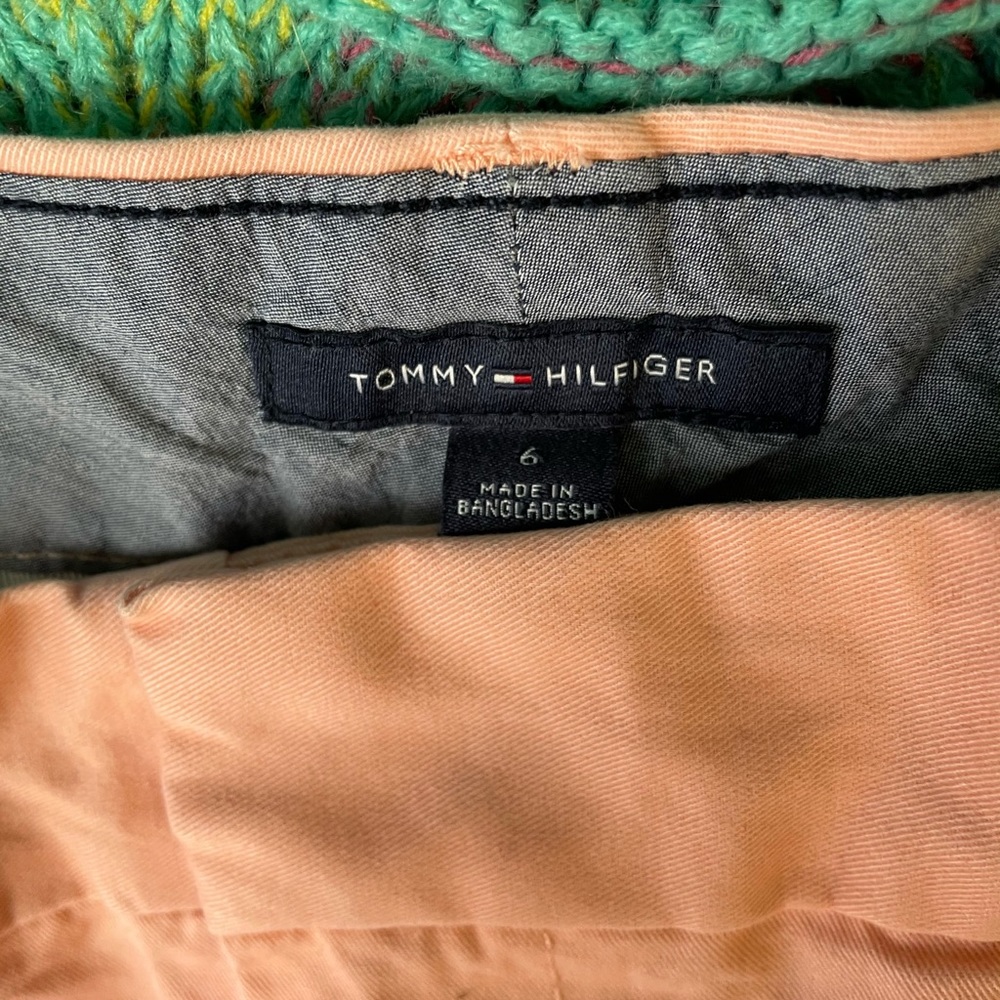 🍑 Peach Tommy Hilfiger Shorts - Picture 5 of 5